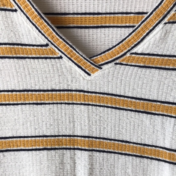 Max Studio XS stripped top - Picture 3 of 5